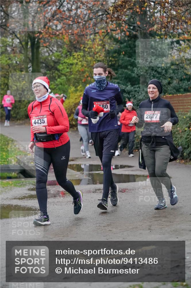 07.12.2025 - St. Pauli X-Mass-Run No. 15 Michael Burmester http://msf.ph/oto/9413486 07.12.2025 10:03:40 Laufen 15, 4435, 15, 80, 15, 2677 meine-sportfotos.de