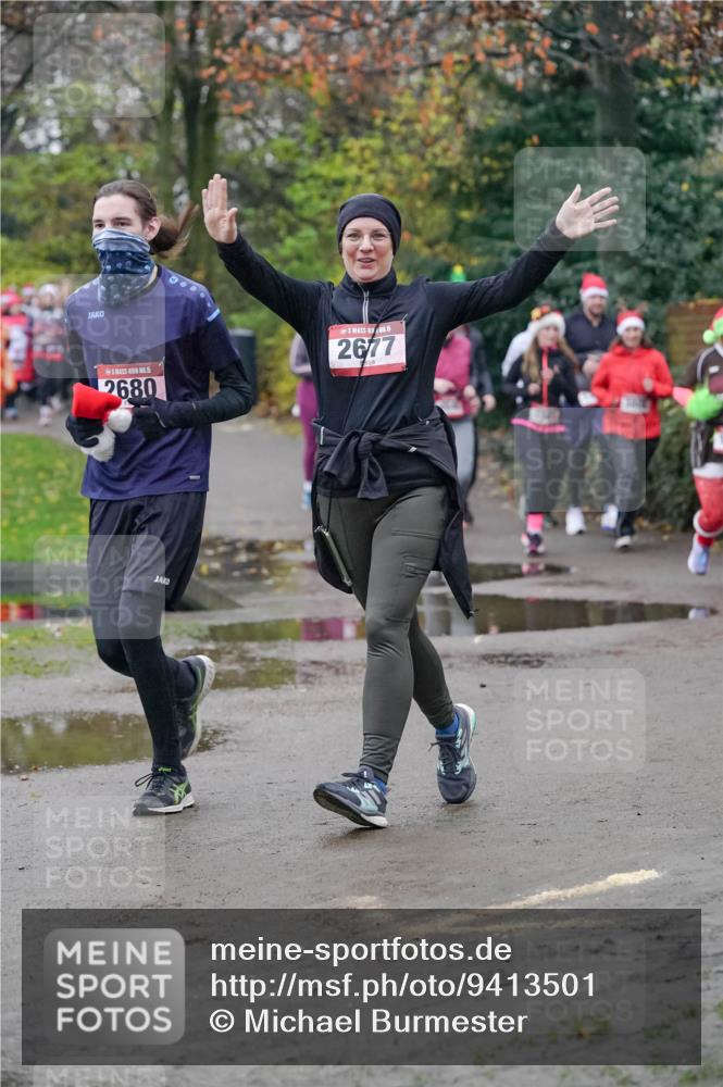 07.12.2025 - St. Pauli X-Mass-Run No. 15 Michael Burmester http://msf.ph/oto/9413501 07.12.2025 10:03:41 Laufen 55, 5, 2680, 2677 meine-sportfotos.de