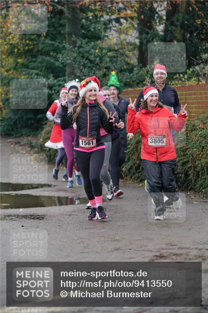 07.12.2025 - St. Pauli X-Mass-Run No. 15 Michael Burmester http://msf.ph/oto/9413550 07.12.2025 10:03:44 Laufen 15, 1561, 15, 3805 meine-sportfotos.de