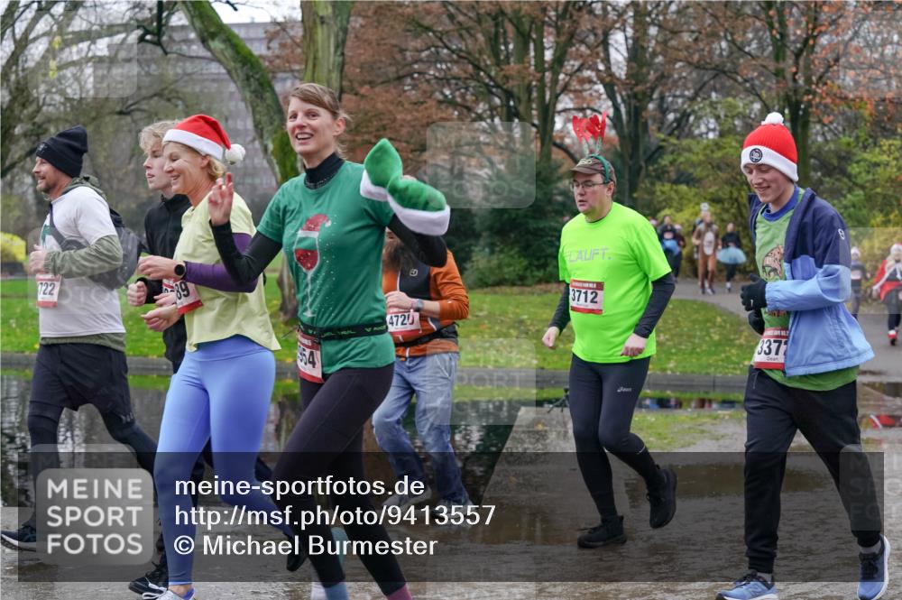07.12.2025 - St. Pauli X-Mass-Run No. 15 Michael Burmester http://msf.ph/oto/9413557 07.12.2025 11:45:51 Laufen 722, 554, 4720, 3712, 3371 meine-sportfotos.de