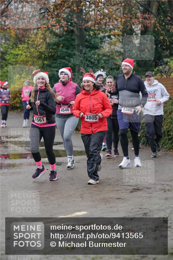 07.12.2025 - St. Pauli X-Mass-Run No. 15 Michael Burmester http://msf.ph/oto/9413565 07.12.2025 10:03:45 Laufen 1561, 4546, 3805, 6, 1365, 3940 meine-sportfotos.de