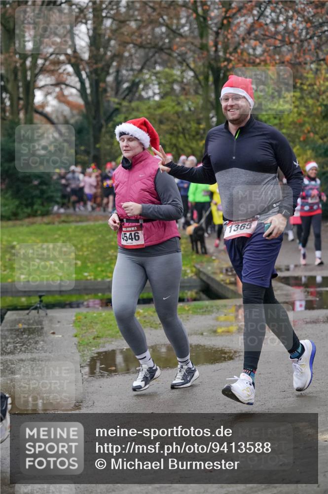 07.12.2025 - St. Pauli X-Mass-Run No. 15 Michael Burmester http://msf.ph/oto/9413588 07.12.2025 10:03:47 Laufen 15, 4546, 1365 meine-sportfotos.de