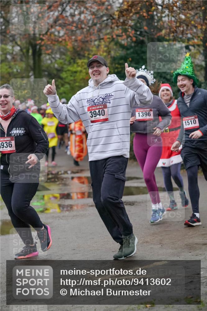 07.12.2025 - St. Pauli X-Mass-Run No. 15 Michael Burmester http://msf.ph/oto/9413602 07.12.2025 10:03:48 Laufen 15, 936, 15, 3940, 1396, 1510 meine-sportfotos.de