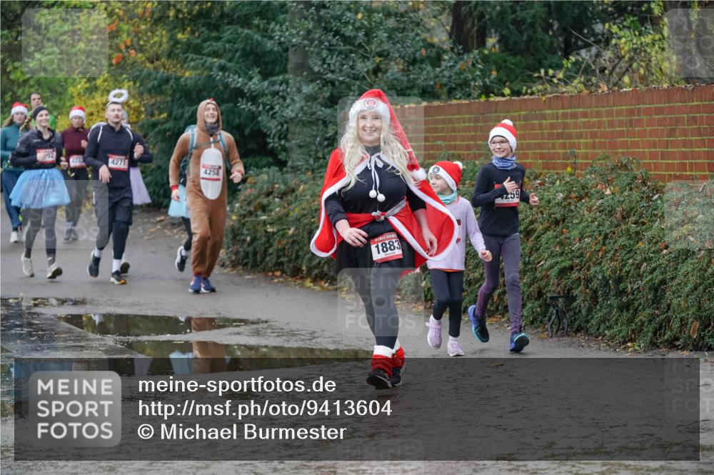 07.12.2025 - St. Pauli X-Mass-Run No. 15 Michael Burmester http://msf.ph/oto/9413604 07.12.2025 11:45:59 Laufen 4271, 4258, 1883, 259 meine-sportfotos.de
