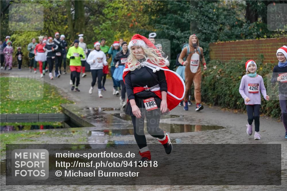 07.12.2025 - St. Pauli X-Mass-Run No. 15 Michael Burmester http://msf.ph/oto/9413618 07.12.2025 11:46:00 Laufen 1883, 4251, 4262, 25 meine-sportfotos.de