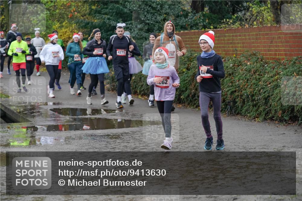 07.12.2025 - St. Pauli X-Mass-Run No. 15 Michael Burmester http://msf.ph/oto/9413630 07.12.2025 11:46:01 Laufen 292, 4271, 258, 62 meine-sportfotos.de