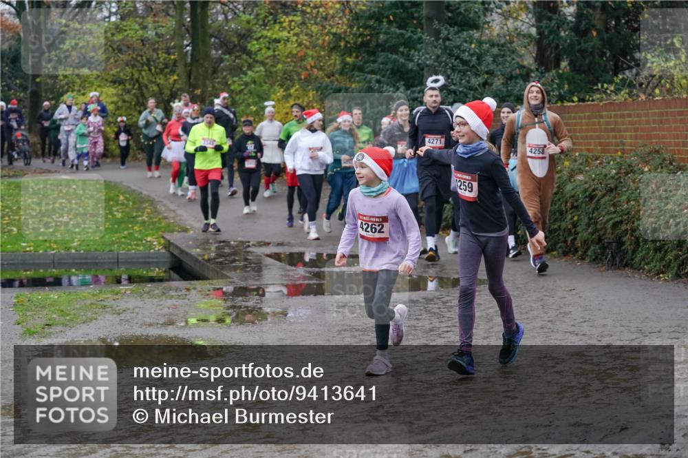 07.12.2025 - St. Pauli X-Mass-Run No. 15 Michael Burmester http://msf.ph/oto/9413641 07.12.2025 11:46:02 Laufen 06, 4262, 4271, 1259, 4258 meine-sportfotos.de