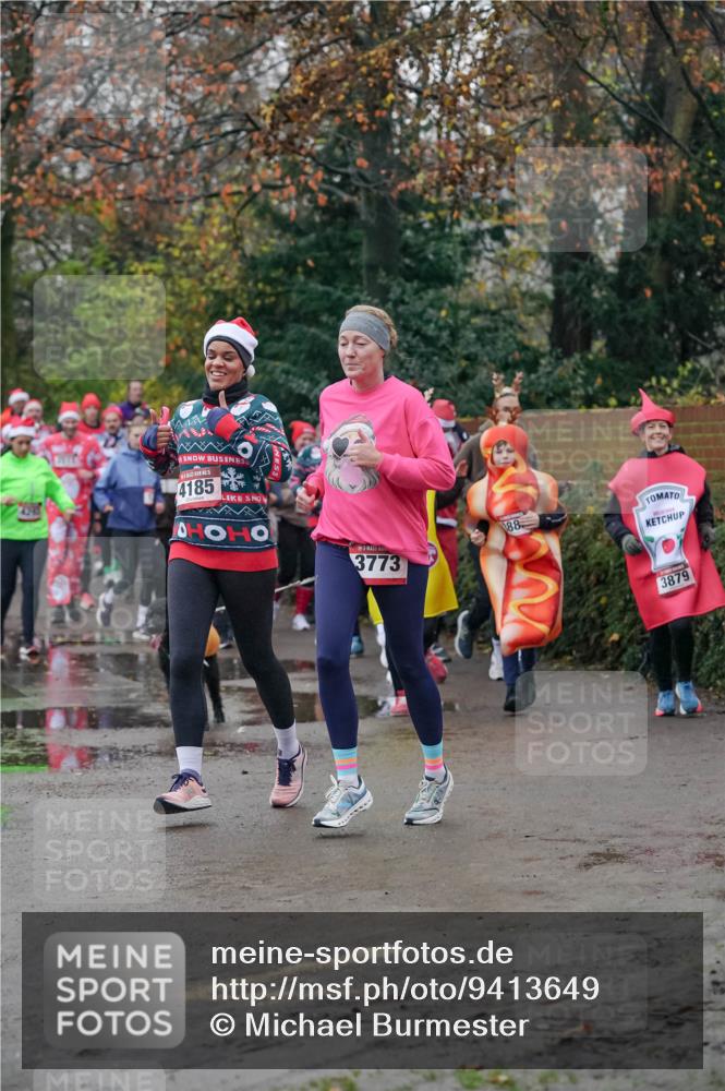 07.12.2025 - St. Pauli X-Mass-Run No. 15 Michael Burmester http://msf.ph/oto/9413649 07.12.2025 10:03:53 Laufen 4185, 88, 3773, 3879 meine-sportfotos.de