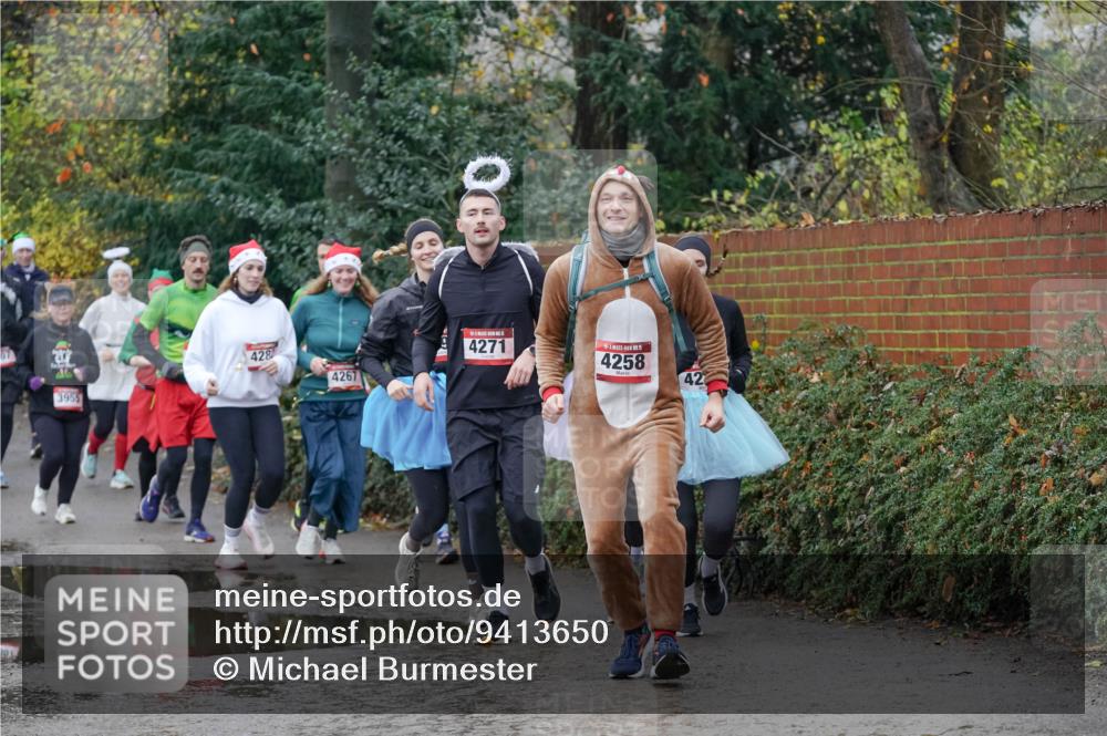 07.12.2025 - St. Pauli X-Mass-Run No. 15 Michael Burmester http://msf.ph/oto/9413650 07.12.2025 11:46:04 Laufen 3955, 428, 4271, 4258, 4267, 42 meine-sportfotos.de