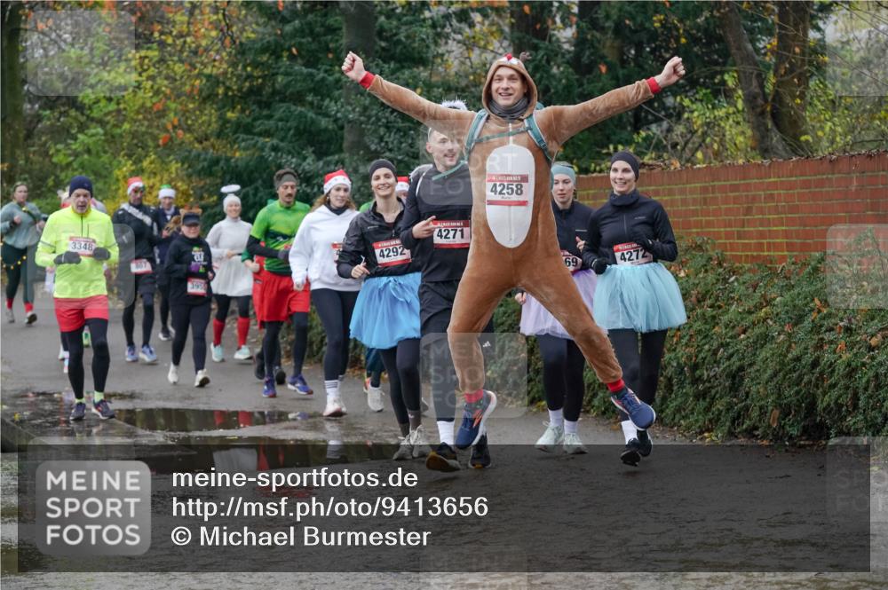07.12.2025 - St. Pauli X-Mass-Run No. 15 Michael Burmester http://msf.ph/oto/9413656 07.12.2025 11:46:04 Laufen 3348, 3959, 4292, 4271, 4258, 69, 4272 meine-sportfotos.de