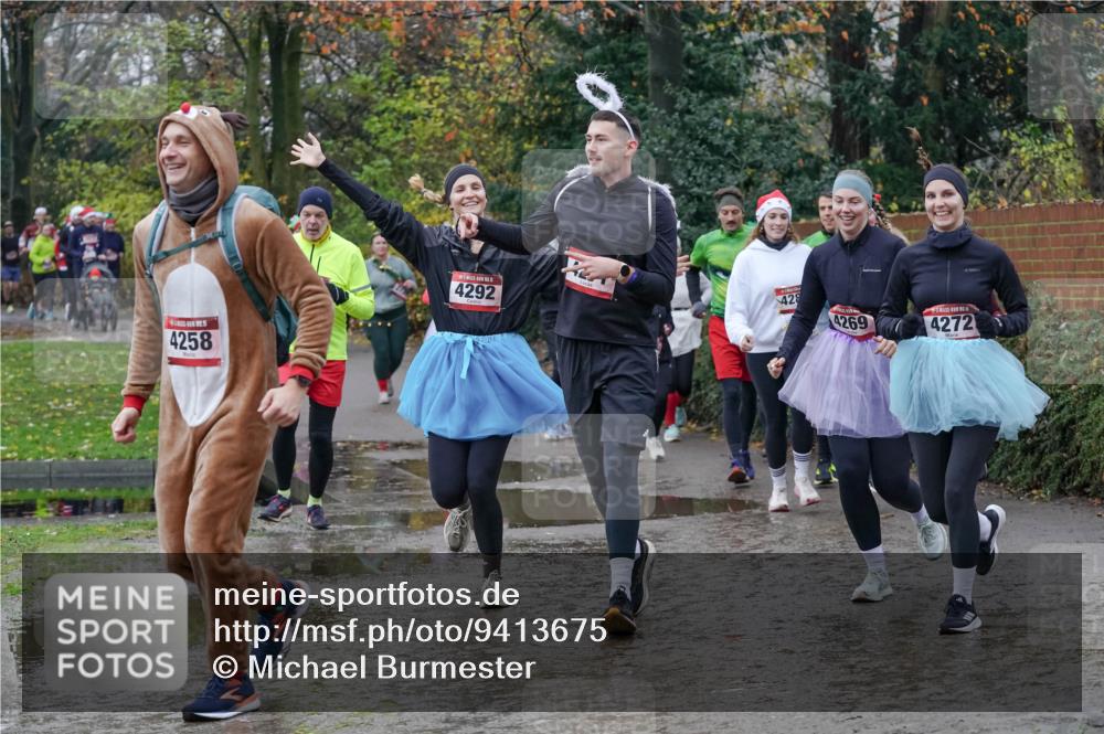 07.12.2025 - St. Pauli X-Mass-Run No. 15 Michael Burmester http://msf.ph/oto/9413675 07.12.2025 11:46:06 Laufen 4258, 4292, 428, 4269, 4272 meine-sportfotos.de