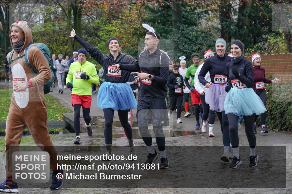 07.12.2025 - St. Pauli X-Mass-Run No. 15 Michael Burmester http://msf.ph/oto/9413681 07.12.2025 11:46:07 Laufen 33, 4292, 4269, 4272, 4283, 3959 meine-sportfotos.de