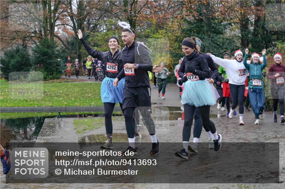 07.12.2025 - St. Pauli X-Mass-Run No. 15 Michael Burmester http://msf.ph/oto/9413693 07.12.2025 11:46:07 Laufen 4292, 4271, 4272, 1282, 4267, 4283 meine-sportfotos.de