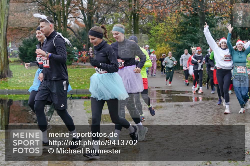 07.12.2025 - St. Pauli X-Mass-Run No. 15 Michael Burmester http://msf.ph/oto/9413702 07.12.2025 11:46:08 Laufen 4292, 69, 271, 18, 4282, 4267 meine-sportfotos.de