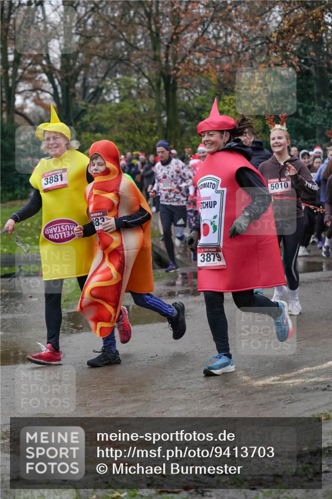 07.12.2025 - St. Pauli X-Mass-Run No. 15 Michael Burmester http://msf.ph/oto/9413703 07.12.2025 10:03:57 Laufen 3881, 883, 5010, 3879 meine-sportfotos.de