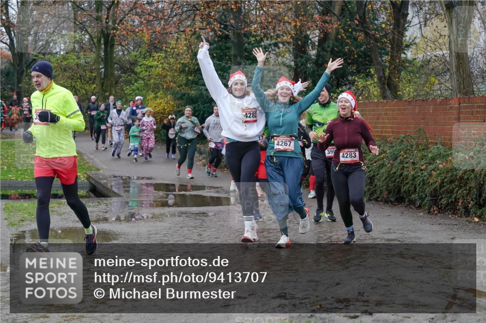 07.12.2025 - St. Pauli X-Mass-Run No. 15 Michael Burmester http://msf.ph/oto/9413707 07.12.2025 11:46:09 Laufen 4282, 4267, 396, 4283 meine-sportfotos.de