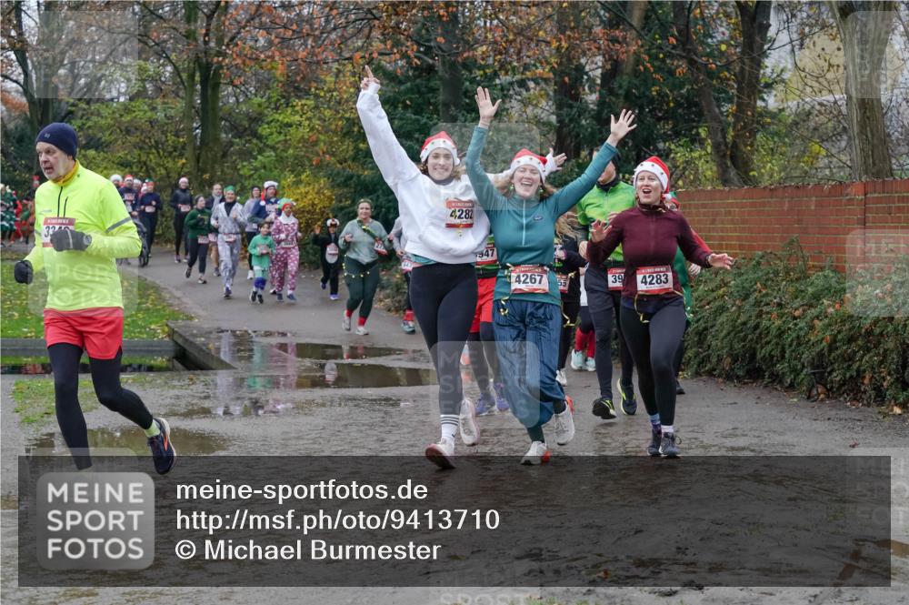 07.12.2025 - St. Pauli X-Mass-Run No. 15 Michael Burmester http://msf.ph/oto/9413710 07.12.2025 11:46:09 Laufen 334, 4282, 947, 4267, 55, 39, 4283 meine-sportfotos.de
