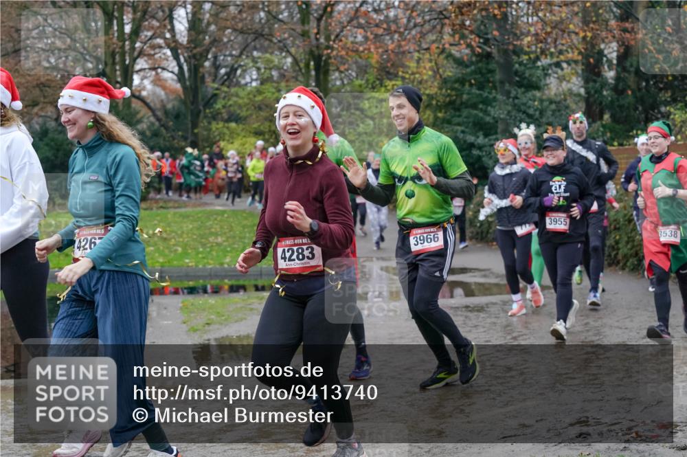 07.12.2025 - St. Pauli X-Mass-Run No. 15 Michael Burmester http://msf.ph/oto/9413740 07.12.2025 11:46:11 Laufen 15, 426, 4283, 3966, 3955, 3538 meine-sportfotos.de