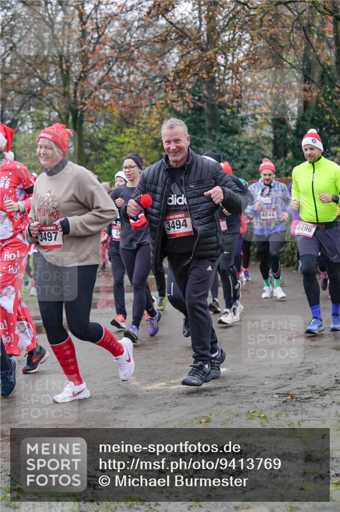 07.12.2025 - St. Pauli X-Mass-Run No. 15 Michael Burmester http://msf.ph/oto/9413769 07.12.2025 10:04:02 Laufen 0, 3494, 4042, 4496, 3497 meine-sportfotos.de