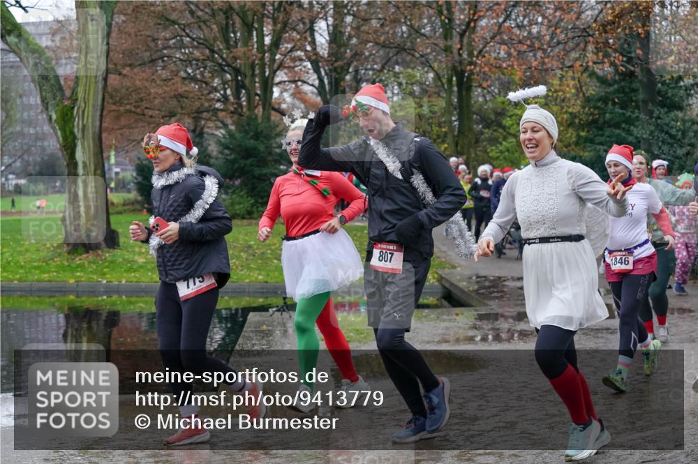 07.12.2025 - St. Pauli X-Mass-Run No. 15 Michael Burmester http://msf.ph/oto/9413779 07.12.2025 11:46:13 Laufen 775, 807, 1846, 3664 meine-sportfotos.de