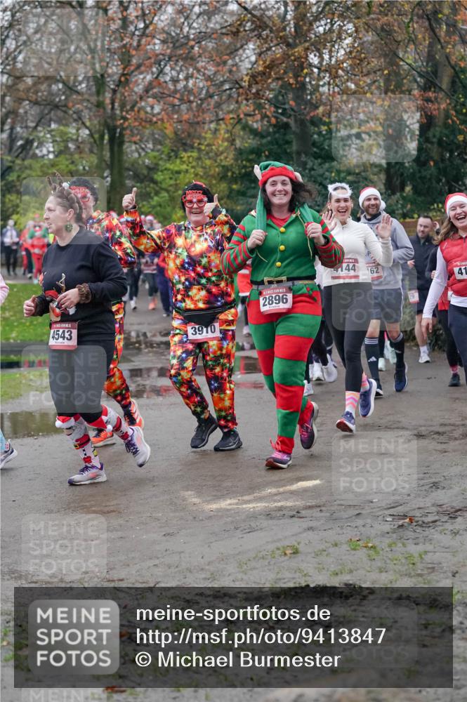 07.12.2025 - St. Pauli X-Mass-Run No. 15 Michael Burmester http://msf.ph/oto/9413847 07.12.2025 10:04:08 Laufen 4543, 3910, 2896, 144, 62, 41 meine-sportfotos.de
