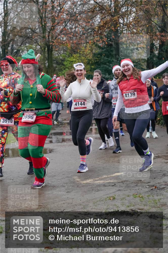 07.12.2025 - St. Pauli X-Mass-Run No. 15 Michael Burmester http://msf.ph/oto/9413856 07.12.2025 10:04:09 Laufen 3910, 15, 2896, 15, 4144, 416, 15, 4139, 9 meine-sportfotos.de