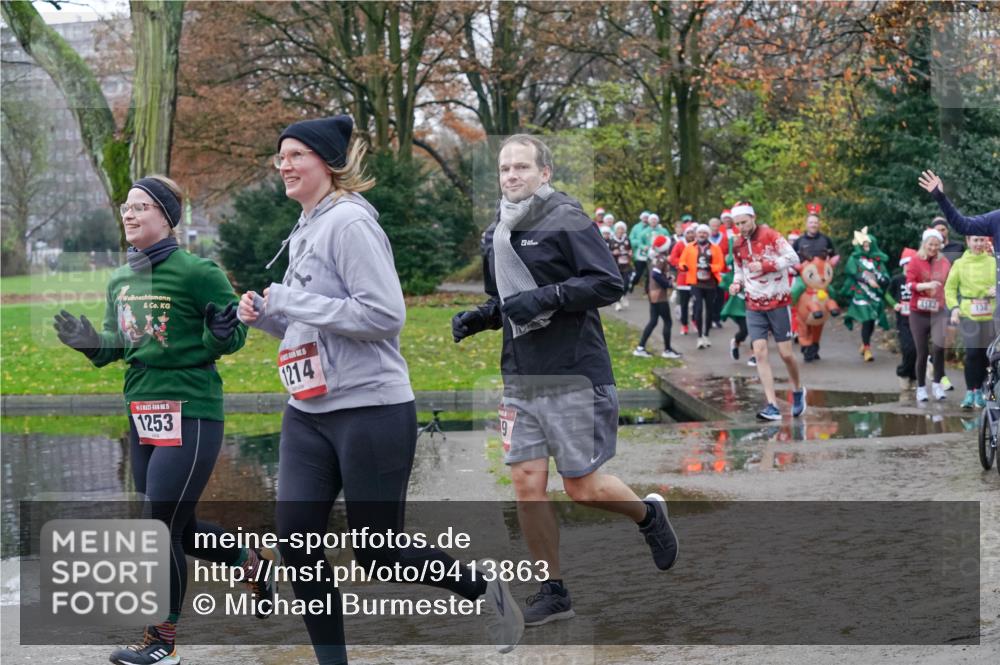 07.12.2025 - St. Pauli X-Mass-Run No. 15 Michael Burmester http://msf.ph/oto/9413863 07.12.2025 11:46:22 Laufen 5, 1253, 1214 meine-sportfotos.de