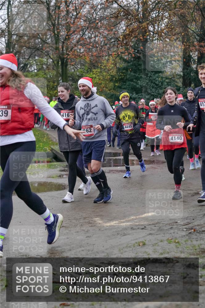 07.12.2025 - St. Pauli X-Mass-Run No. 15 Michael Burmester http://msf.ph/oto/9413867 07.12.2025 10:04:10 Laufen 39, 416, 162, 09, 4445, 4140, 412 meine-sportfotos.de