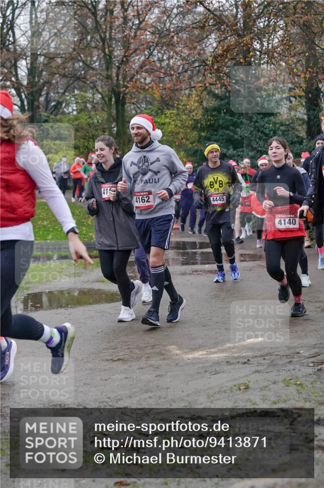 07.12.2025 - St. Pauli X-Mass-Run No. 15 Michael Burmester http://msf.ph/oto/9413871 07.12.2025 10:04:10 Laufen 41, 4162, 09, 4445, 5, 4140 meine-sportfotos.de