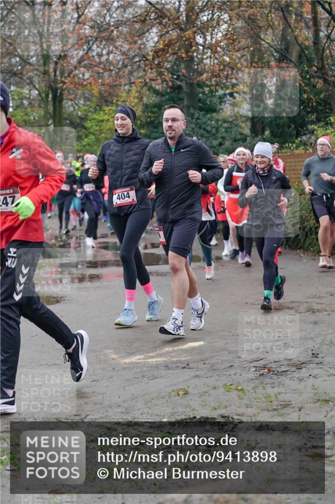 07.12.2025 - St. Pauli X-Mass-Run No. 15 Michael Burmester http://msf.ph/oto/9413898 07.12.2025 10:04:12 Laufen 15, 47, 404 meine-sportfotos.de