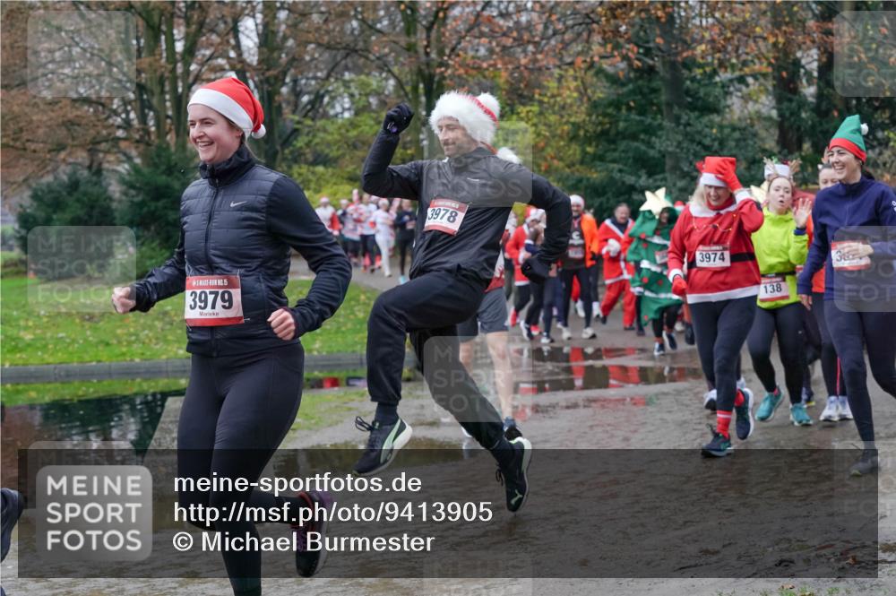 07.12.2025 - St. Pauli X-Mass-Run No. 15 Michael Burmester http://msf.ph/oto/9413905 07.12.2025 11:46:25 Laufen 15, 3979, 3978, 3974, 138 meine-sportfotos.de