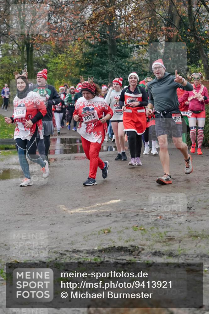 07.12.2025 - St. Pauli X-Mass-Run No. 15 Michael Burmester http://msf.ph/oto/9413921 07.12.2025 10:04:14 Laufen 1545, 2073, 398, 3080, 451, 45150 meine-sportfotos.de