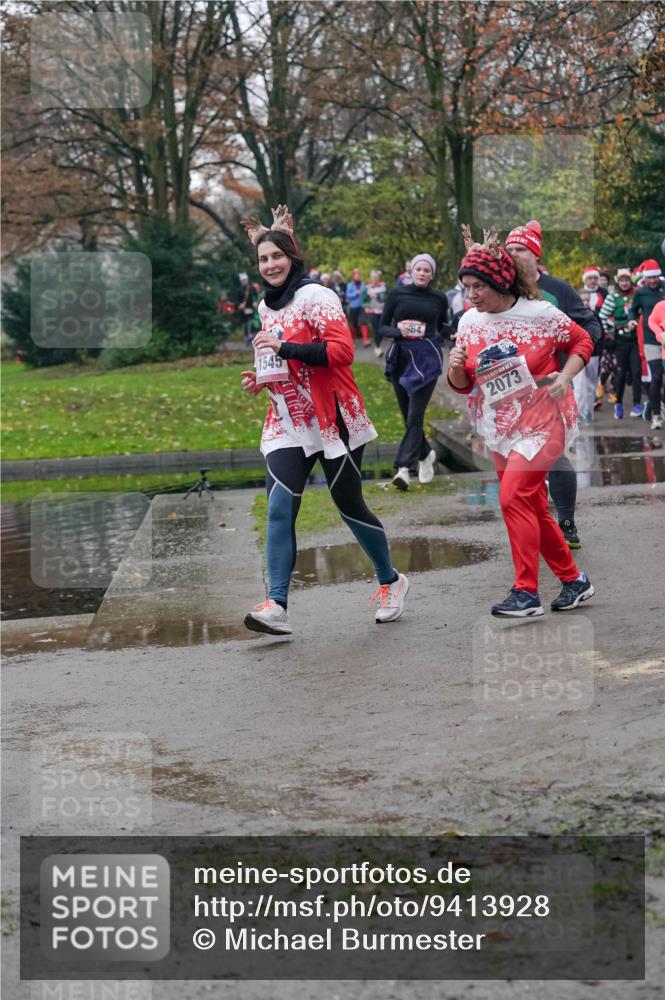 07.12.2025 - St. Pauli X-Mass-Run No. 15 Michael Burmester http://msf.ph/oto/9413928 07.12.2025 10:04:14 Laufen 1545, 64, 2073 meine-sportfotos.de