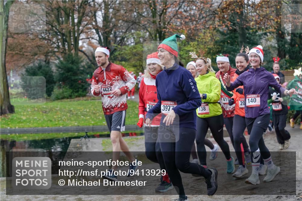 07.12.2025 - St. Pauli X-Mass-Run No. 15 Michael Burmester http://msf.ph/oto/9413929 07.12.2025 11:46:26 Laufen 4422, 30, 15, 3977, 138, 418, 20, 140, 587 meine-sportfotos.de