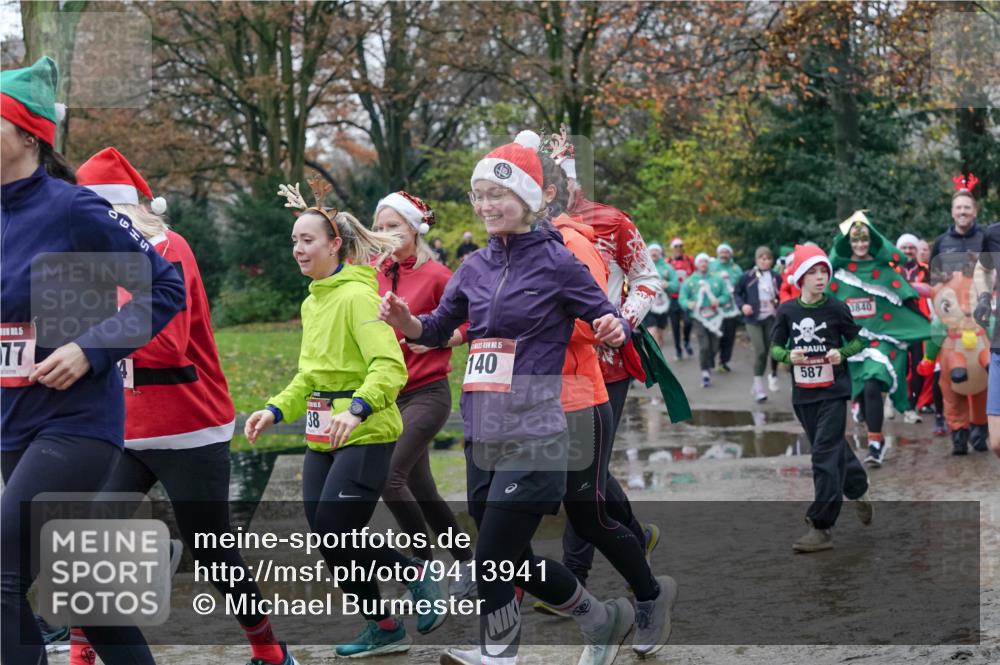 07.12.2025 - St. Pauli X-Mass-Run No. 15 Michael Burmester http://msf.ph/oto/9413941 07.12.2025 11:46:27 Laufen 77, 5, 38, 15, 140, 587, 1840 meine-sportfotos.de