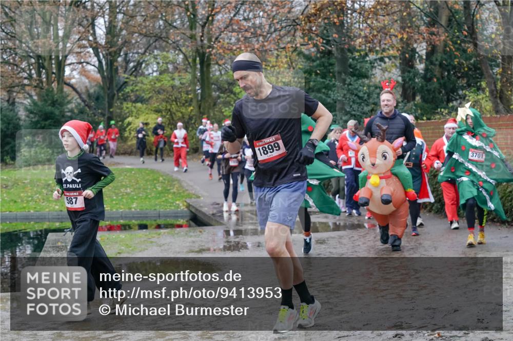07.12.2025 - St. Pauli X-Mass-Run No. 15 Michael Burmester http://msf.ph/oto/9413953 07.12.2025 11:46:29 Laufen 587, 15, 1899, 00, 190, 0, 3701 meine-sportfotos.de