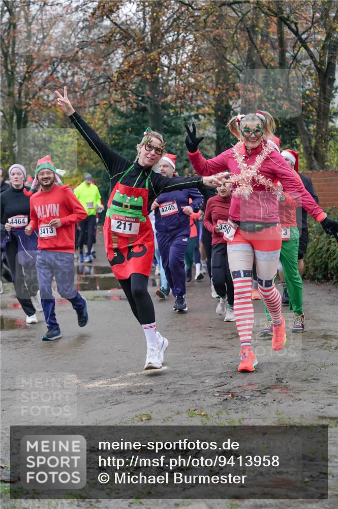 07.12.2025 - St. Pauli X-Mass-Run No. 15 Michael Burmester http://msf.ph/oto/9413958 07.12.2025 10:04:17 Laufen 4464, 3413, 15, 211, 4245, 13, 340 meine-sportfotos.de