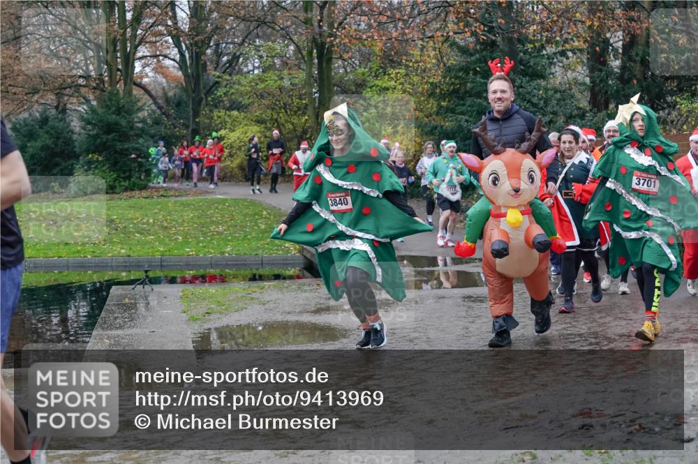 07.12.2025 - St. Pauli X-Mass-Run No. 15 Michael Burmester http://msf.ph/oto/9413969 07.12.2025 11:46:30 Laufen 3840, 4711, 3701 meine-sportfotos.de