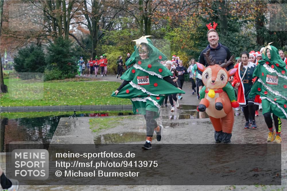 07.12.2025 - St. Pauli X-Mass-Run No. 15 Michael Burmester http://msf.ph/oto/9413975 07.12.2025 11:46:30 Laufen 3840, 346, 3701 meine-sportfotos.de