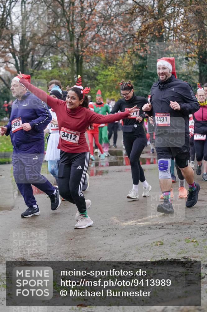 07.12.2025 - St. Pauli X-Mass-Run No. 15 Michael Burmester http://msf.ph/oto/9413989 07.12.2025 10:04:19 Laufen 4245, 371, 15, 3412, 15, 4431, 1373 meine-sportfotos.de