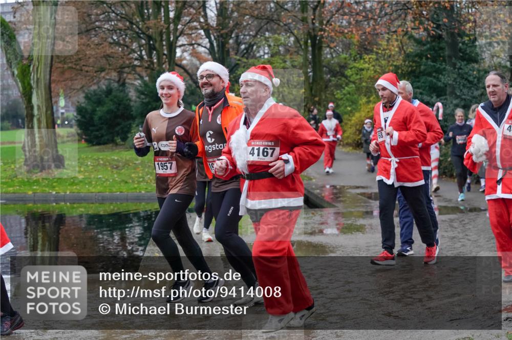 07.12.2025 - St. Pauli X-Mass-Run No. 15 Michael Burmester http://msf.ph/oto/9414008 07.12.2025 11:46:33 Laufen 1957, 15, 4167, 68, 4 meine-sportfotos.de