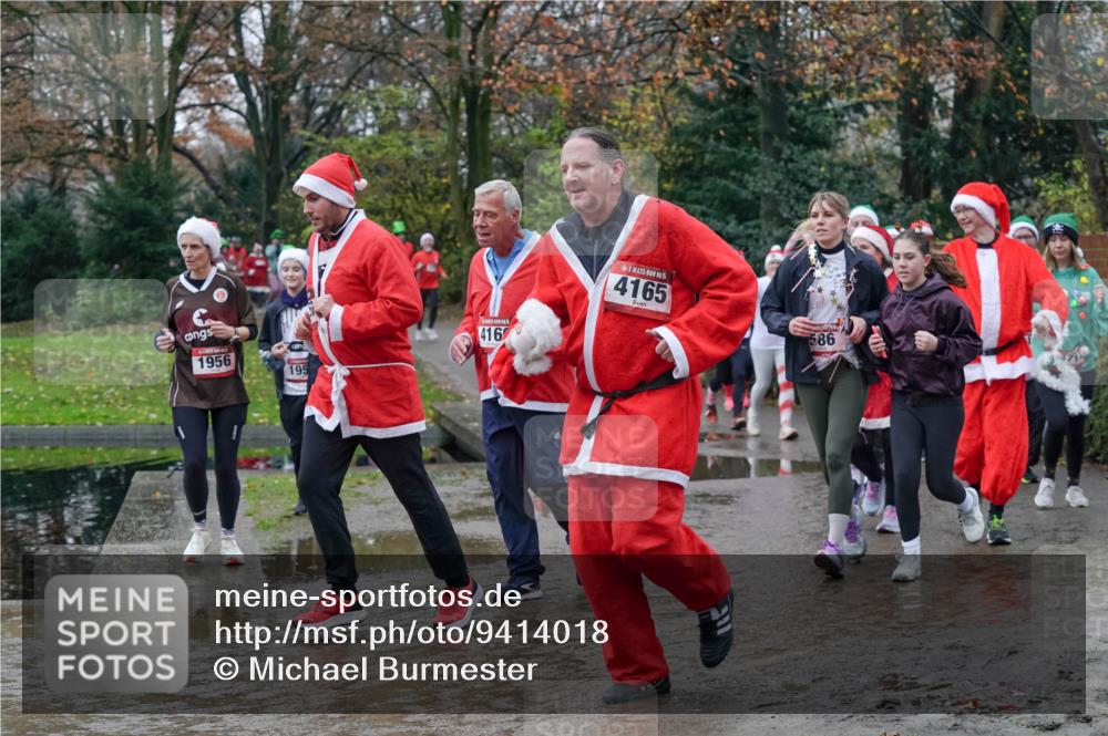 07.12.2025 - St. Pauli X-Mass-Run No. 15 Michael Burmester http://msf.ph/oto/9414018 07.12.2025 11:46:34 Laufen 1956, 195, 416, 15, 4165, 586 meine-sportfotos.de