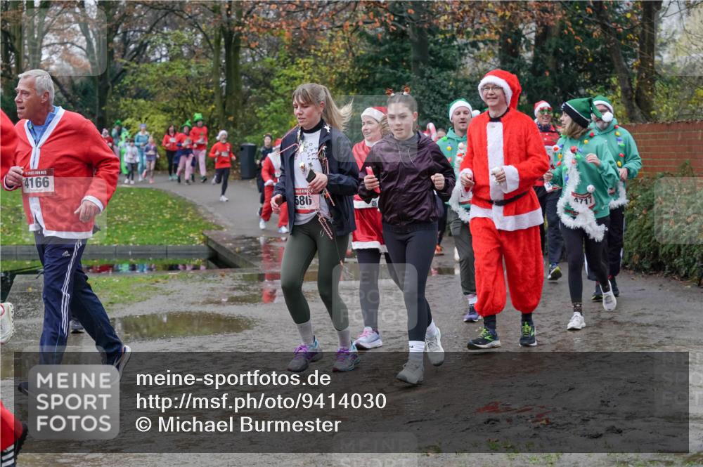 07.12.2025 - St. Pauli X-Mass-Run No. 15 Michael Burmester http://msf.ph/oto/9414030 07.12.2025 11:46:35 Laufen 4166, 586 meine-sportfotos.de