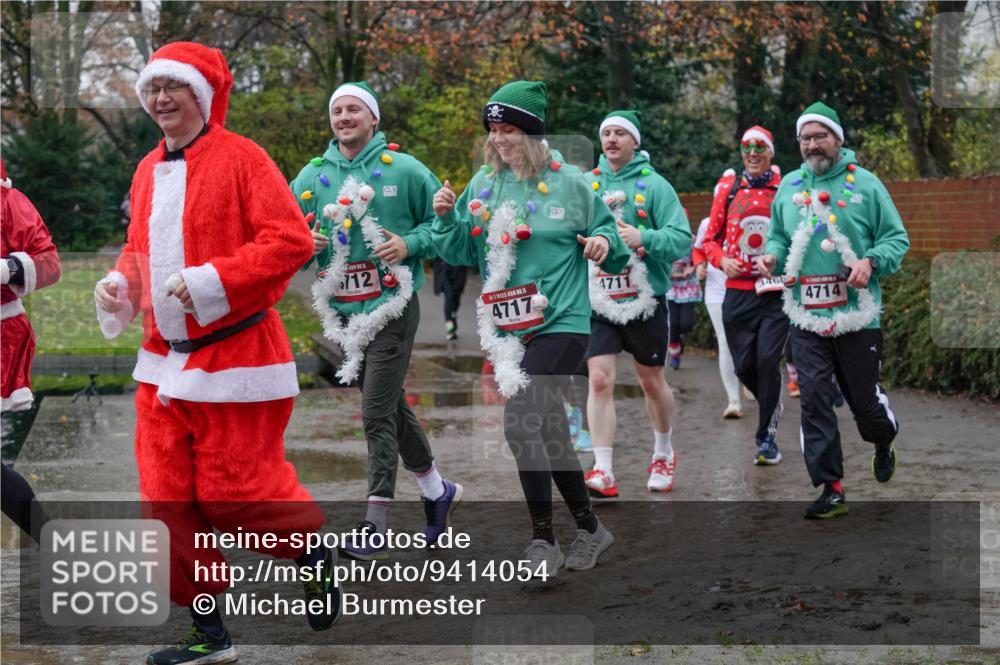 07.12.2025 - St. Pauli X-Mass-Run No. 15 Michael Burmester http://msf.ph/oto/9414054 07.12.2025 11:46:36 Laufen 712, 15, 4717, 4711, 3460, 4714 meine-sportfotos.de