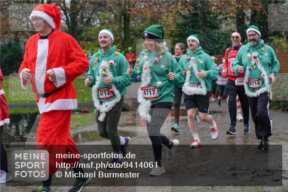 07.12.2025 - St. Pauli X-Mass-Run No. 15 Michael Burmester http://msf.ph/oto/9414061 07.12.2025 11:46:37 Laufen 4712, 5, 4717, 346, 4714 meine-sportfotos.de