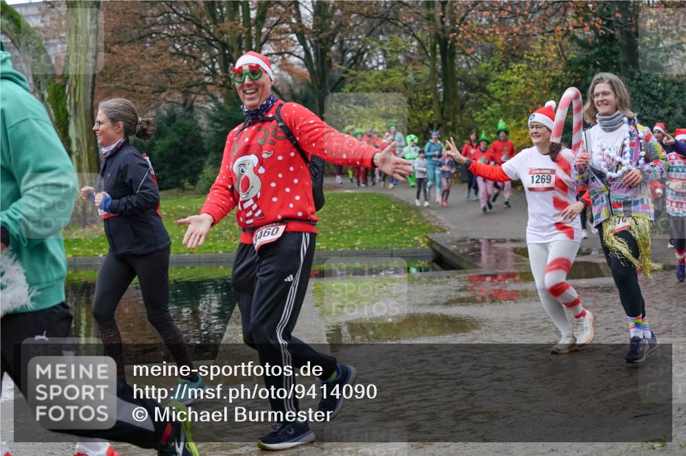 07.12.2025 - St. Pauli X-Mass-Run No. 15 Michael Burmester http://msf.ph/oto/9414090 07.12.2025 11:46:39 Laufen 460, 1269 meine-sportfotos.de