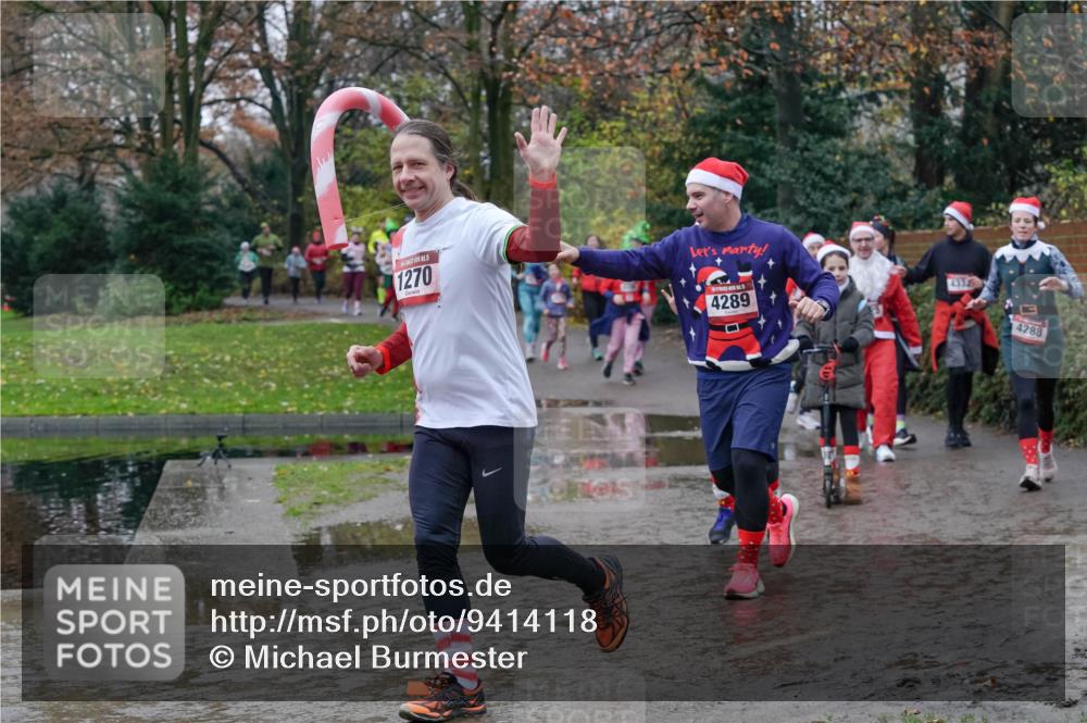 07.12.2025 - St. Pauli X-Mass-Run No. 15 Michael Burmester http://msf.ph/oto/9414118 07.12.2025 11:46:41 Laufen 1270, 4289, 4118, 4288 meine-sportfotos.de