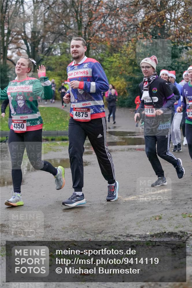 07.12.2025 - St. Pauli X-Mass-Run No. 15 Michael Burmester http://msf.ph/oto/9414119 07.12.2025 10:04:29 Laufen 15, 4350, 15, 4875, 4119, 412 meine-sportfotos.de