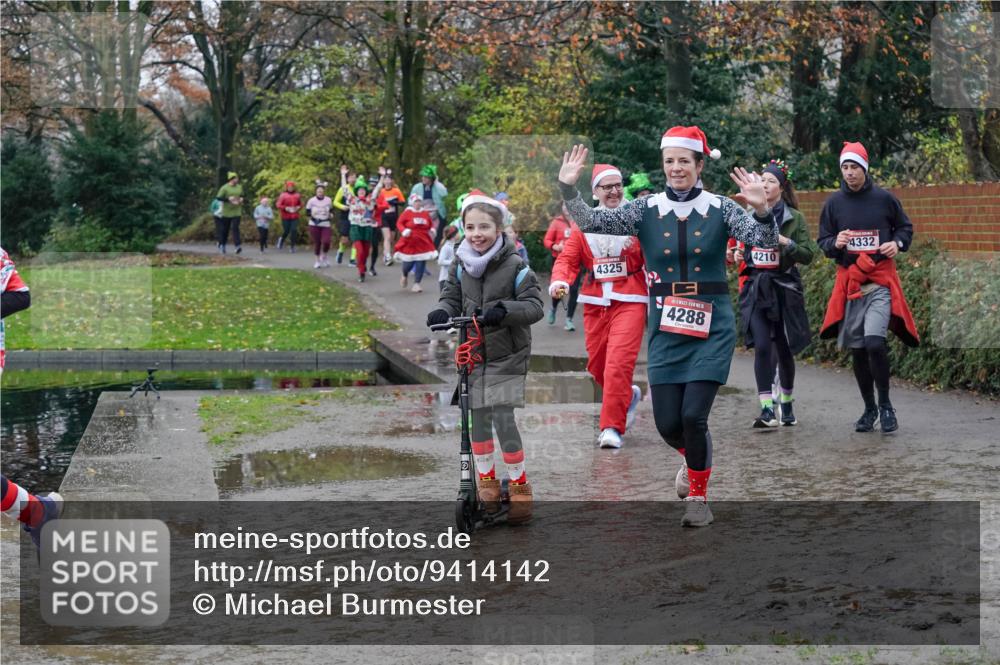 07.12.2025 - St. Pauli X-Mass-Run No. 15 Michael Burmester http://msf.ph/oto/9414142 07.12.2025 11:46:43 Laufen 4325, 4288, 4332, 4210 meine-sportfotos.de