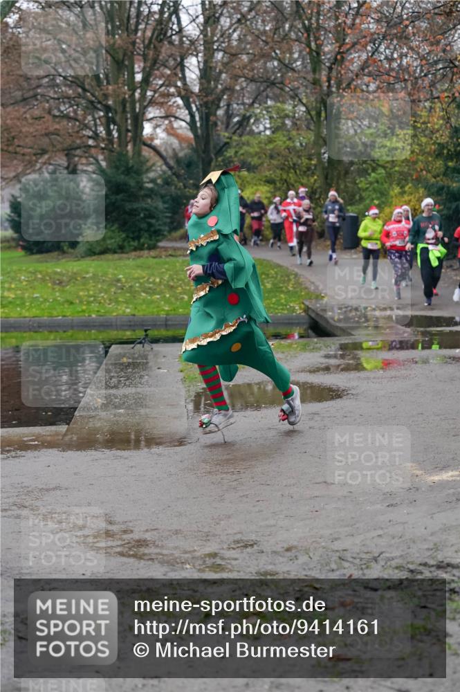 07.12.2025 - St. Pauli X-Mass-Run No. 15 Michael Burmester http://msf.ph/oto/9414161 07.12.2025 10:04:33 Laufen  meine-sportfotos.de